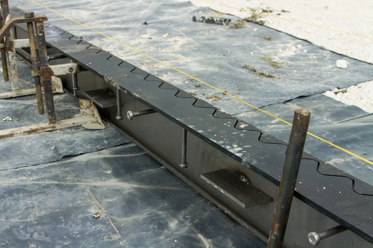 MalinFloors's tweet image. @bandkbuild Markham Vale site has @shieldjoint armouring in free movement areas. @armourjoint @ACIFC_Concrete