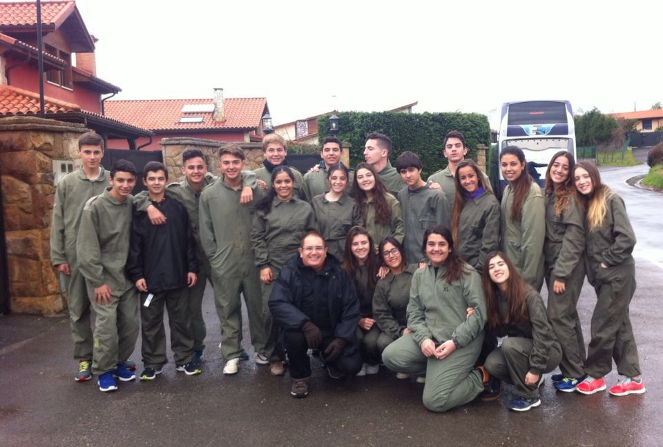 Preparados para bajar a la cueva #viaje2016