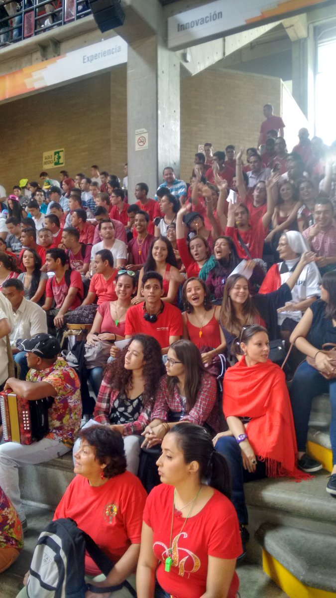 ricardojllo's tweet photo. @upbcolombia #interfacultades #etfh presentes https://t.co/1cgqHsPKf8