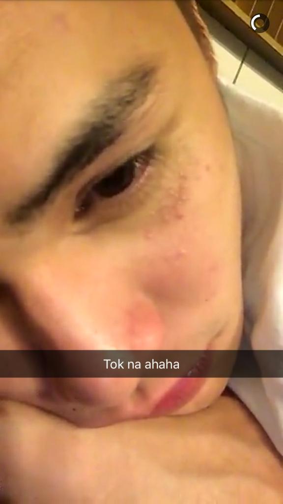 saintlooeez's tweet photo. Itulog mo na yan @iamr2alonte 😩😂😍Goodnight everyone sweetdreams👻 #R2forever https://t.co/FBr2dPrhmh