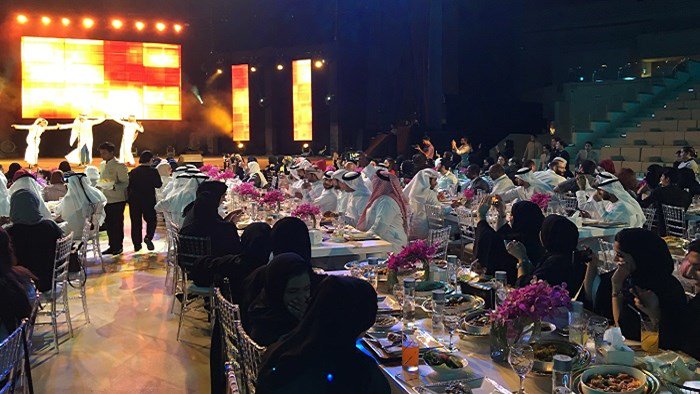 sharjahmedia's tweet photo. مركز الشارقة الإعلامي يكرم اللجان المنظمة للمنتدى الدولي للاتصال الحكومي
#igcf16
https://t.co/9CwPRvpkiQ https://t.co/zKz4p8aCAK