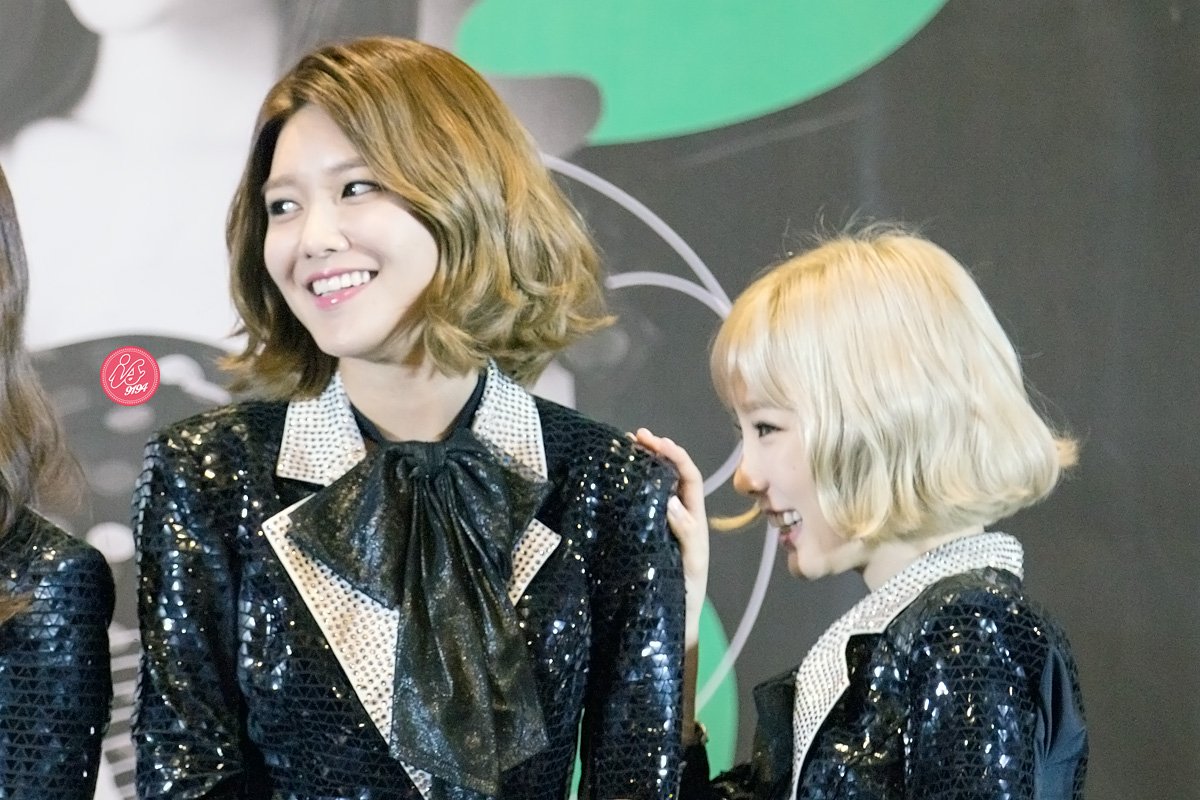 Ce44AZyUYAAmoVq.jpg:orig