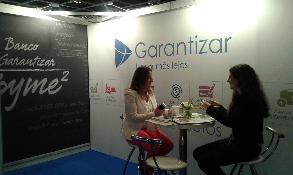 BarbaraS_Lucero's tweet photo. @Garantizar en Expo EFI acercando a las Pymes nuestras herramientas. 
#Menciónespecial #Mejorstand https://t.co/GKMV8nenLe