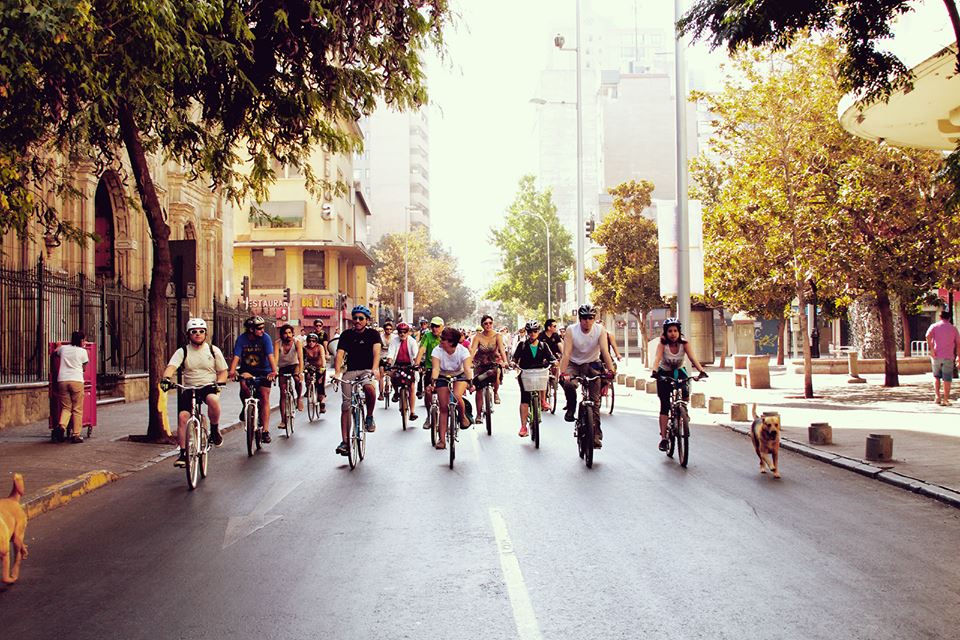 thisisChile's tweet photo. The 5th World Bicycle Forum starts today in #Santiago. See all the activities here: https://t.co/Q3NfCUij9v #FMB5 https://t.co/myjqn0B2fj