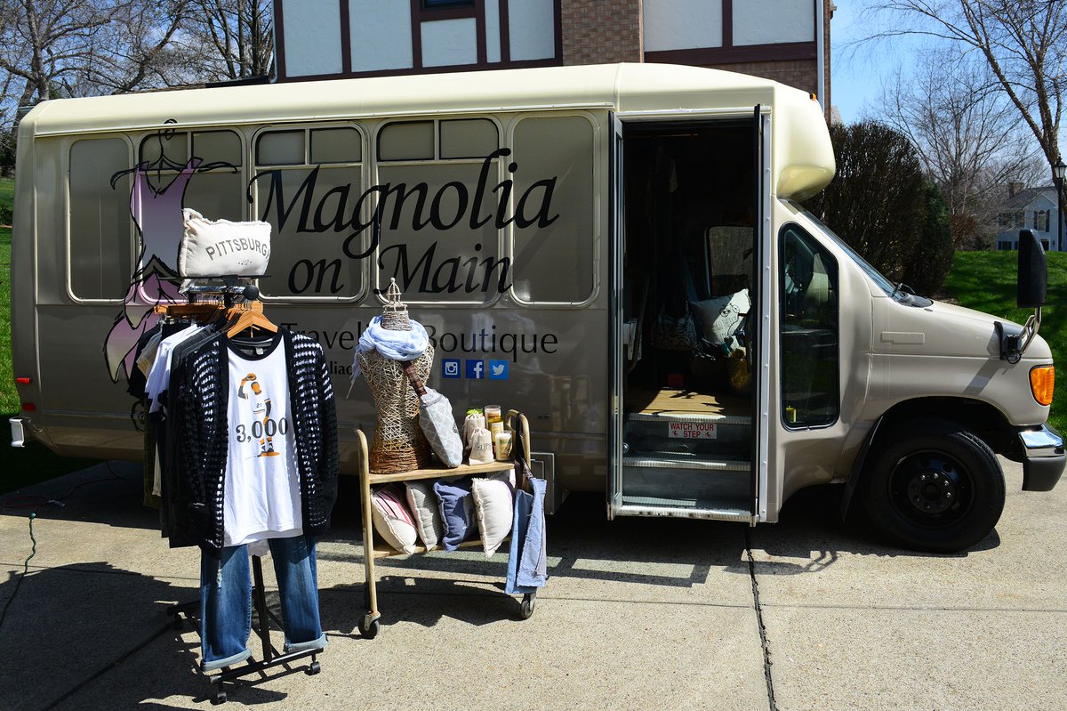 sara_bauknecht's tweet photo. Did you know #Pittsburgh has a new fashion truck? Find out if it's coming to a spot near you https://t.co/NCr4DQ9w8e https://t.co/P9ZxegvIc4