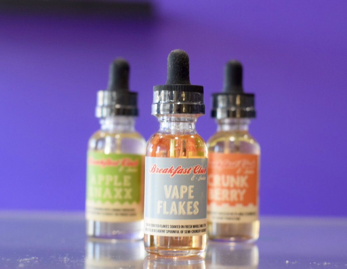 WikkitVapor's tweet photo. New Flavor by The Breakfast Club: Vape Flakes! #vapelife #vapeporn #vapedaily #vapestegram #vapelocal #ejuice https://t.co/sydIlJfLm8