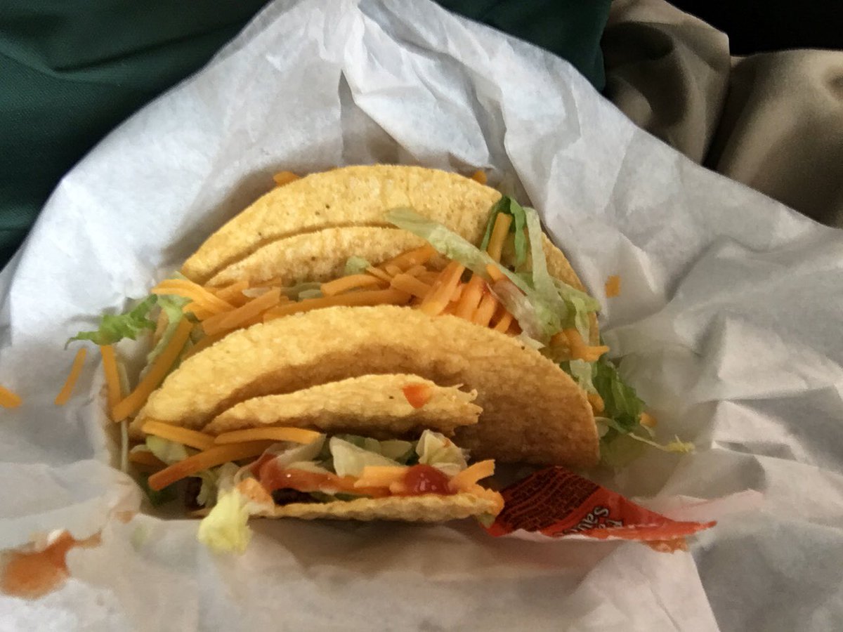 ChasBlohm's tweet photo. Dairy Queen tacos are heaven 😍😜 https://t.co/ZQlVWPtgbO