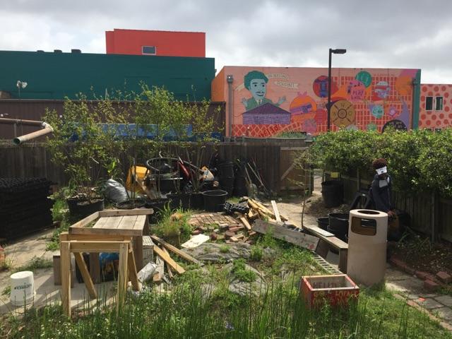 GoPropeller's tweet photo. @GroundworkNOLA outdoor lab gives #NOLA's youth hands on experience in #greeninfrastructure! #propelchange https://t.co/ex9JGUkp34