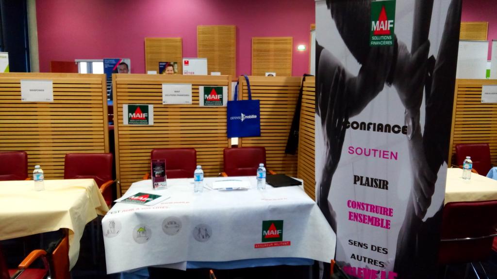 Gilles_XV's tweet photo. Le PPRC en action au forum de l'emploi https://t.co/nMG3QYpSOI