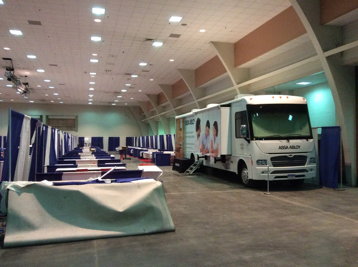 ASSAABLOYtours's tweet photo. #TBT to the WV Design Expo last week, with our #Deco Showroom! @dss_tri @ASSAABLOYDSSUS #Solutions2u https://t.co/7kt9Tabi4z