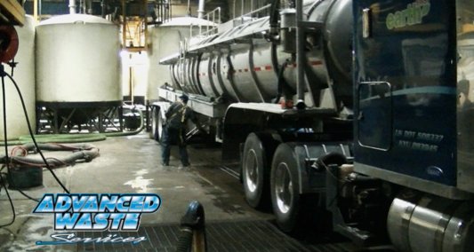 advancedwst's tweet photo. This morning 5000 gallons of machining coolant is offloaded to be converted back into reusable water #EliminateWaste https://t.co/pU4dE6Synz