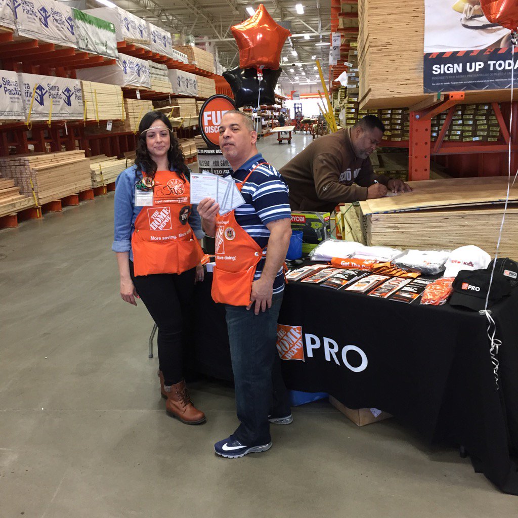 Marks2James's tweet photo. 989 13 Pro xtra sign ups already just the beginning .#njmproappreciation https://t.co/5KRuVOzkzw