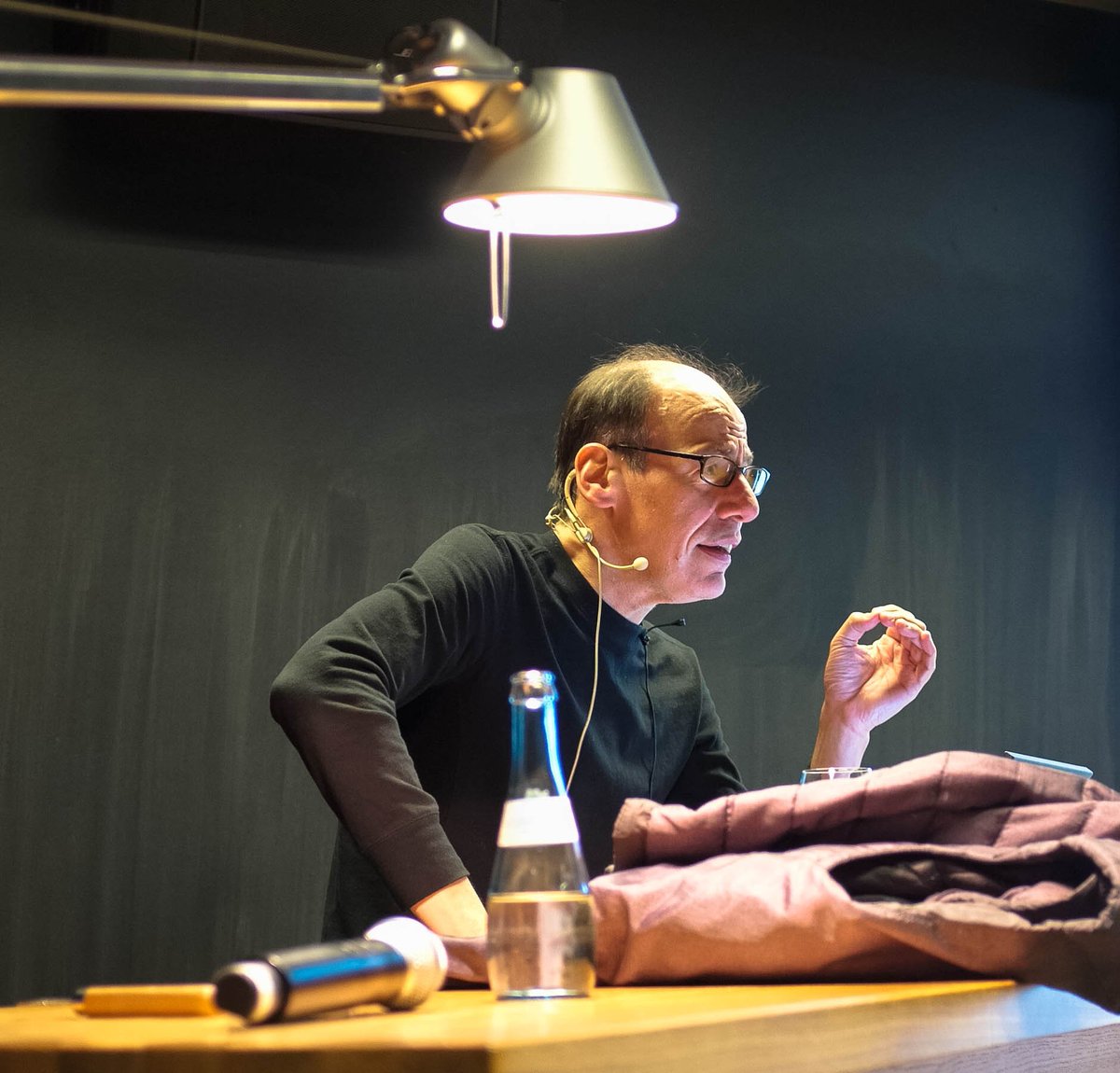 Wis_21's tweet photo. Bilder von @sxchangedesign zum Vortrag A Social Epistemology for Today von @ProfSteveFuller https://t.co/uegW0TyivQ https://t.co/ruz1a91uaL