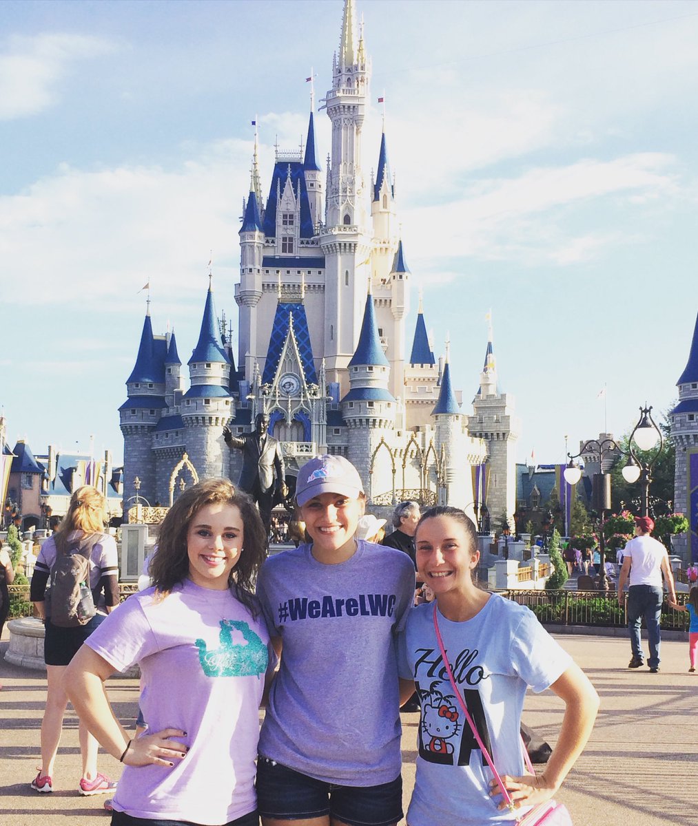 TommieAnn_'s tweet image. Let the fun begin. ❤️ Walt Disney World #SpringBreak16 @MorgNeace @a_saragas15 @f_is_for_fran