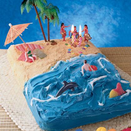 It's so perfect for a day at the beach and this yummy #Kravins cake! Call us to get a taste: 08065701770/08094556600