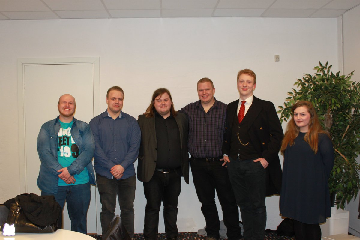 DFULolland's tweet photo. Den samlede bestyrelse 2016:
Fra venstre: Bo, Christopher, Chris, Mike, Mikkel og Katrine.
Mangler på billede: Line https://t.co/tfik6jRW4B
