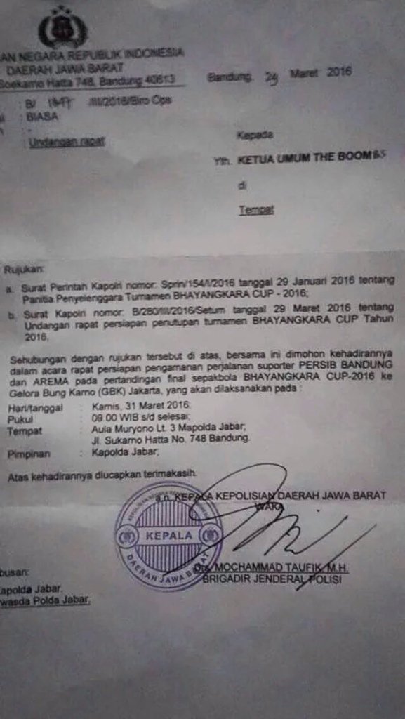 Kapinis33's tweet photo. Boa2 tos disetting ? RT @BlueHooligan_33: Ngalam uy.. Jagoan prediksi na si bapa ieu.. Hahahahaha https://t.co/Kky2WzRzam