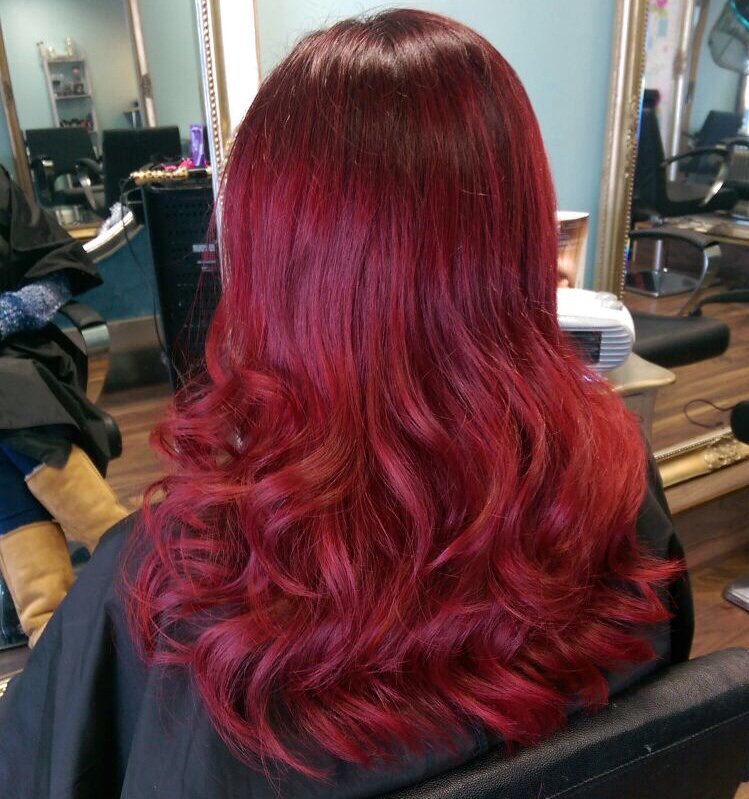 cherrybombgals's tweet photo. #tbt to Courtney's gorge red wave! We loved this! #hji #hairasithappens #olaplex #behindthechair #bbloggers https://t.co/WD7Wp1wzfw