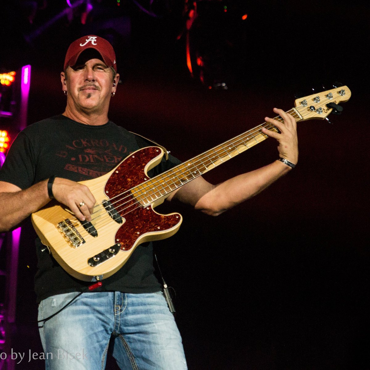 DinkCook's tweet photo. Lookin forward to using @cleartone strings on my #Crackercaster Basses while on this year's 2016 Toby Keith Tour https://t.co/bfhLCuiD2c