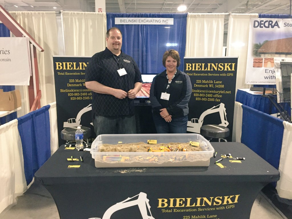 DallasBennett66's tweet photo. Come play in the sandbox with Bielinski Excavating Inc. at the WPS Farm Show in Oshkosh!
#WPS https://t.co/9mKsaj4vmh