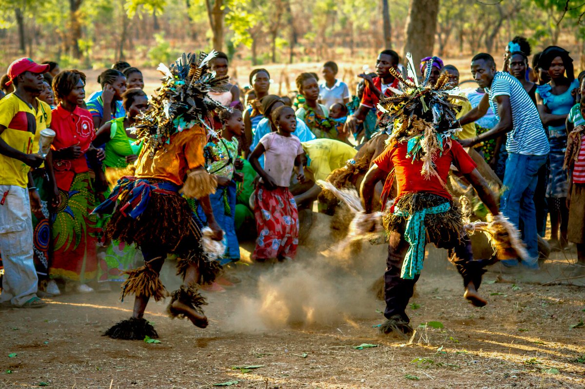viewsofafrica's tweet image. #ViewsofZambia #Petauke #Dance #Culture #Travelgram #Tourism #ZambiaUntold #Travel #TIA Picture by Daniel Melao.