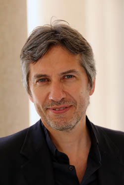 BenecomuneNet's tweet photo. Magatti:"La responsabilità conferisce una forma comprensibile e relazionale alla libertà" > https://t.co/P5nrwMBY0f https://t.co/ANTofBRwy1