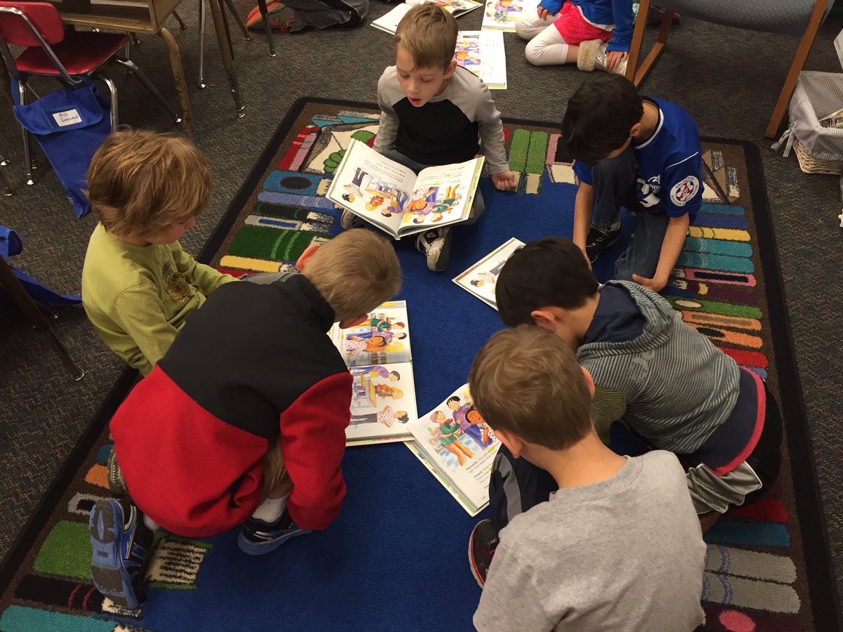 taytigersfirst's tweet photo. Read to Someone! #readerstheater#daily5
@APS_EarlyChild @HaroldPell
#owensfirstgrade https://t.co/slxoqTyvTW