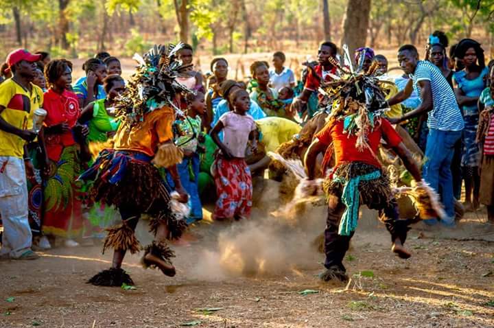 ViewsofZambia's tweet image. #ViewsofZambia #Petauke #Dance #Culture #Travelgram #Tourism #ZambiaUntold #Travel #TIA Picture by Daniel Melao.