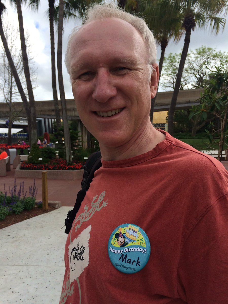 markhowell50's tweet photo. At #Epcot @DisneyEPCOT enjoying my birthday with Fam https://t.co/rLzK7HxQrg