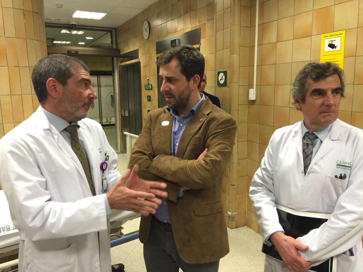 salutcat's tweet photo. Avui el #conseller de @salutcat @toni_comin visita @hospitalclinic https://t.co/8E3jEGrGQm