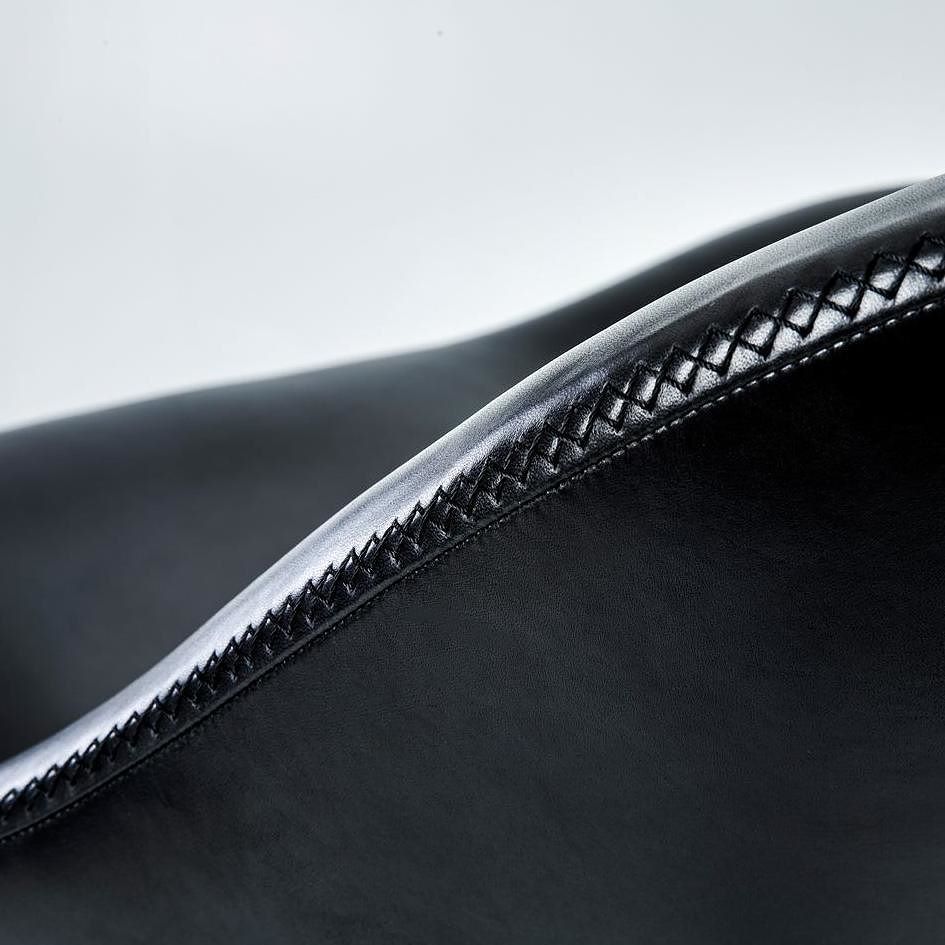 magnuslong's tweet photo. #closeup #stitch #detail of #CrossLeg #Chair for @theconranshop #new in black #leather #ML… https://t.co/tHhuYY9WCA https://t.co/WyMY49k4JI
