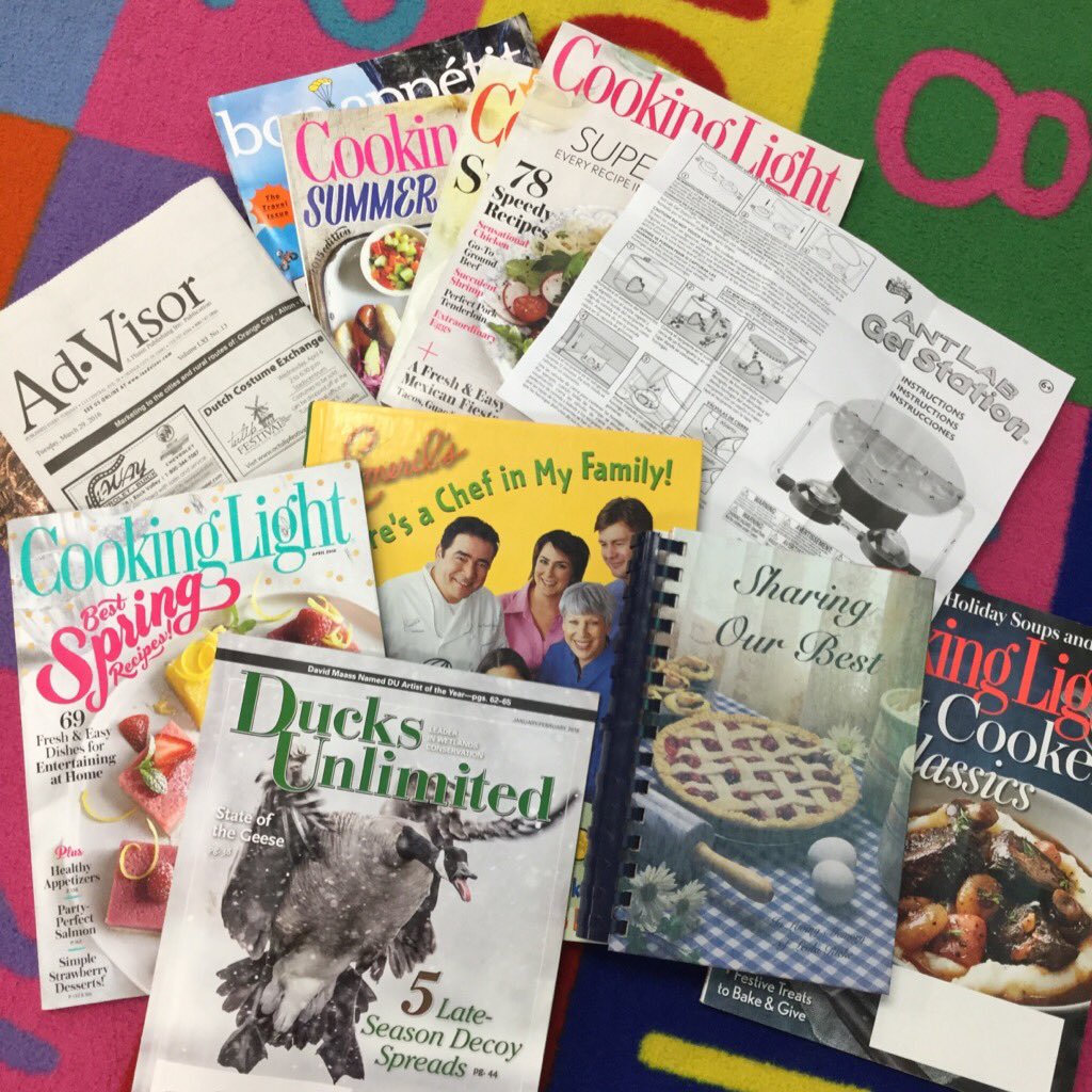 MrsGinaP's tweet photo. Awesome examples of expository text today #handsonlearning #mocfv #thirdgradelearning #keepthemsearching https://t.co/qRv0qcMRCT