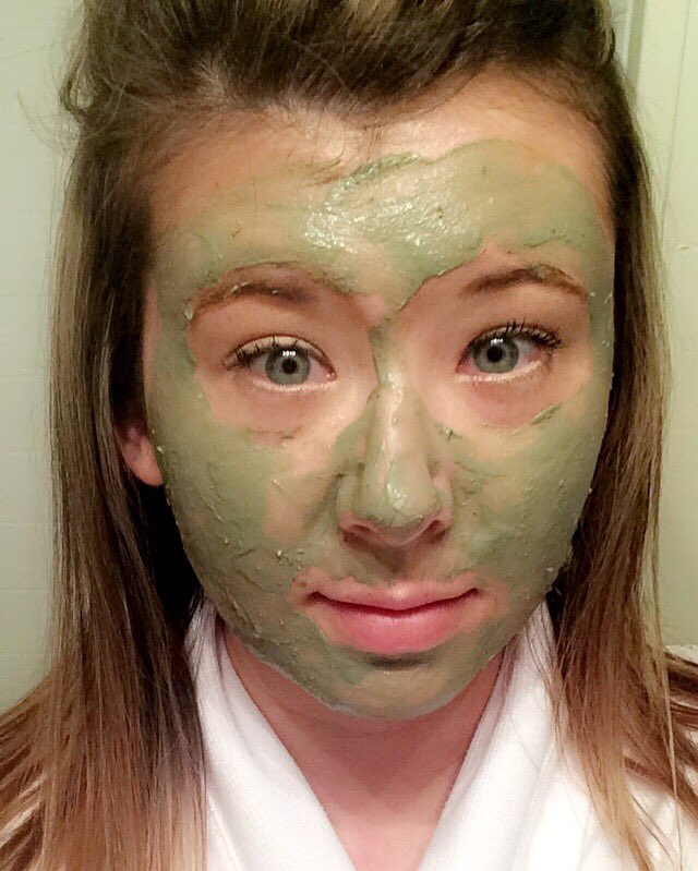 BareBasicsCo's tweet photo. #natural #frenchclay #facialmask @etsy https://t.co/QlJjAkBOGc #supportsmallbusinesses #supportlocal #glutenfree https://t.co/N9MgU1htfM