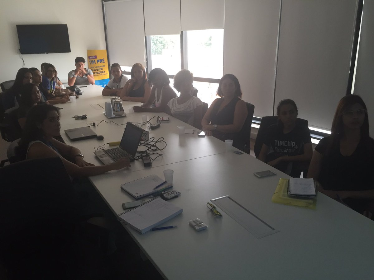 Ednacordeiro7's tweet photo. #locomotivaDDD019 Reciclagemetreinamentodanovaequipe @erikalinhares01 @DPillmannTIM @Luizgvtim @ana_mayumi_ #abrilve https://t.co/5YnRGG9aVt