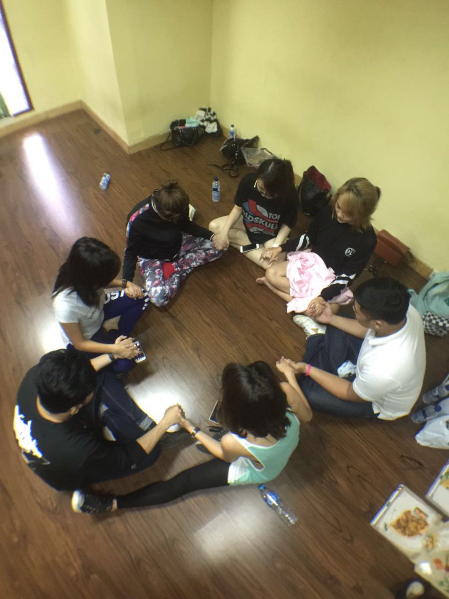 ABC_Yoshimoto's tweet photo. Before and after practice we always pray to our God first. #ABetterChanceWithYou https://t.co/ZGdfyugaEm