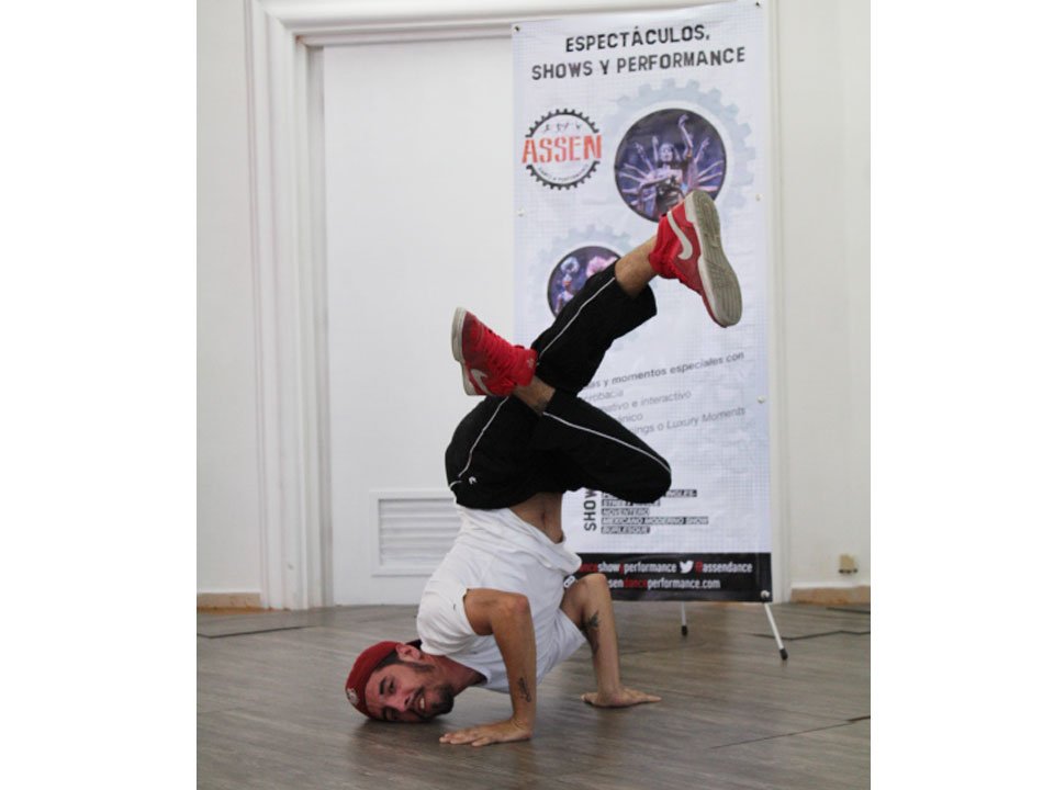 AssenDance's tweet photo. No te pierdas de ninguno de nuestros #DancerTips
@soydeqroo https://t.co/64h48fZsrp