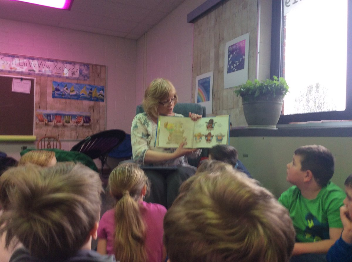 1KFirsties's tweet photo. An amazing guest reader came to share a great story today! https://t.co/zNPcikXmza