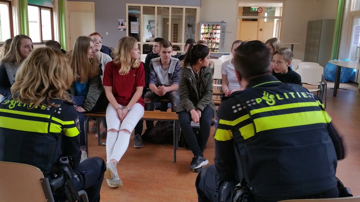 BetuweOnStage's tweet photo. Vandaag #Doe-dag @POL_Overbetuwe en @POL_Lingewaard #Doe-dag op #OBCElst https://t.co/HifBtyub1j