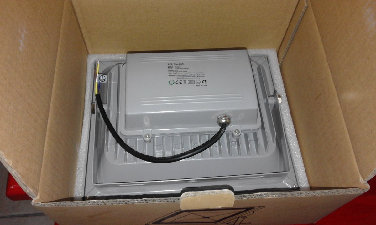 graziamariggio's tweet photo. Auralum Faro da esterno/interno a Led 50.0 WATT
#auralum #temtop #faro #interno #esterno #illuminare #led #bianco https://t.co/iHn5c9seL3