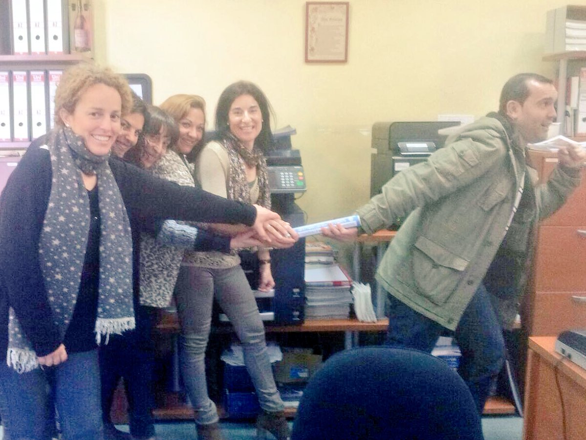 ColegioAmoros's tweet photo. Pasando el testigo #PasaloporelAutismo 2 de abril, día mundial del #Autismo https://t.co/eKF4ZRUHoc