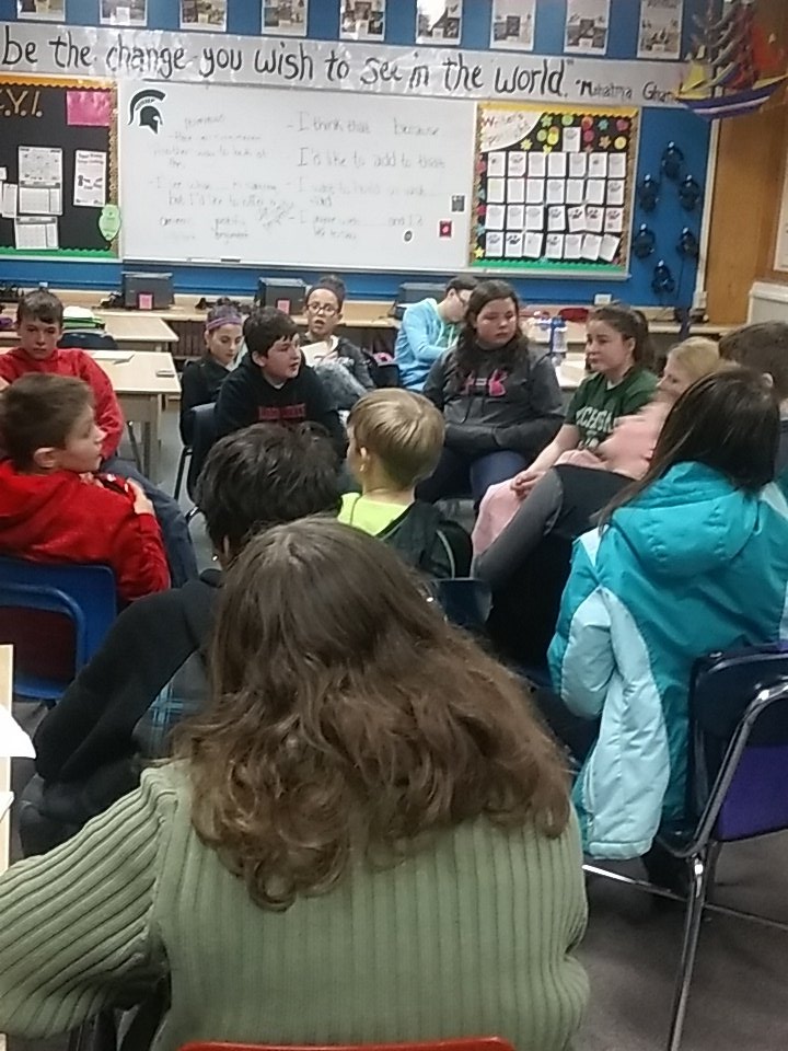 BridgetHaehnle's tweet photo. Great fishbowl discussion in Mrs. VanRiper's class today! #mccardinals #VanRiper https://t.co/fxXiAyokd3