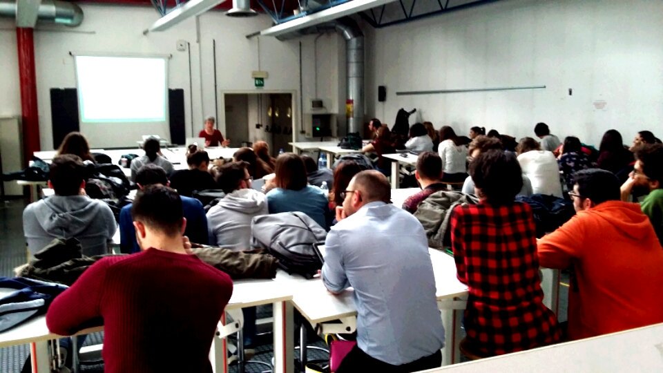 simone_lucenti's tweet image. Le caserme e la città. I beni della Difesa tra abbandoni, dismissioni e riusi #unipv #iea #francescaturri #labtesi