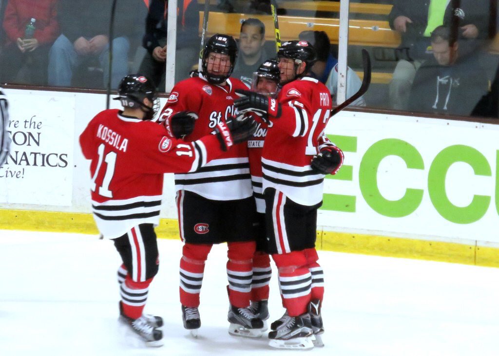 Jimschuldt22's tweet photo. More congratulations to Chuck, Kalle, Murr, Dave and Joey on signing pro contracts #02crew #beautycorner #ferja https://t.co/DljrB906Km