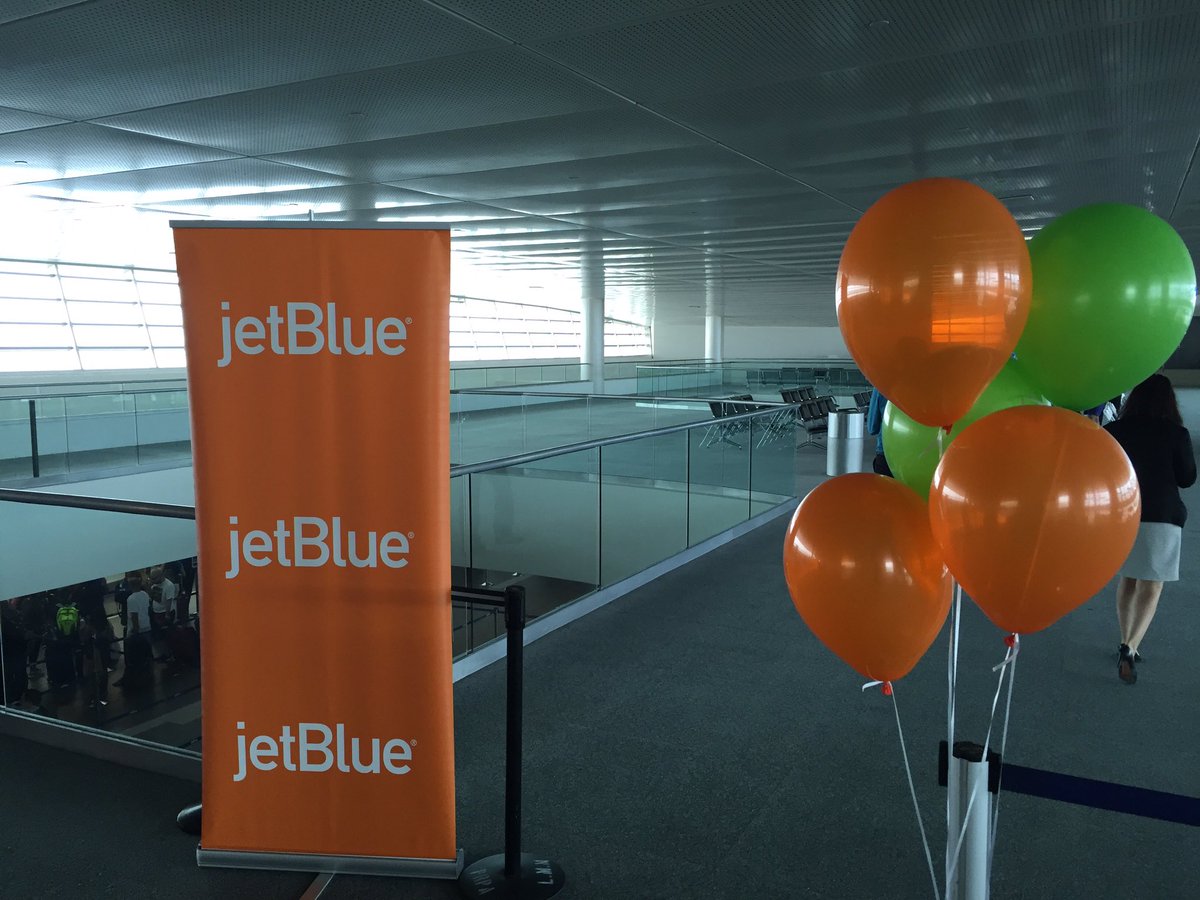 NStrissel's tweet photo. In SJU today to attend two Pocket Sessions in advance of the new Customer self bag tag kiosk rollout. @HelloJetBlue https://t.co/sxM1Dmh43V