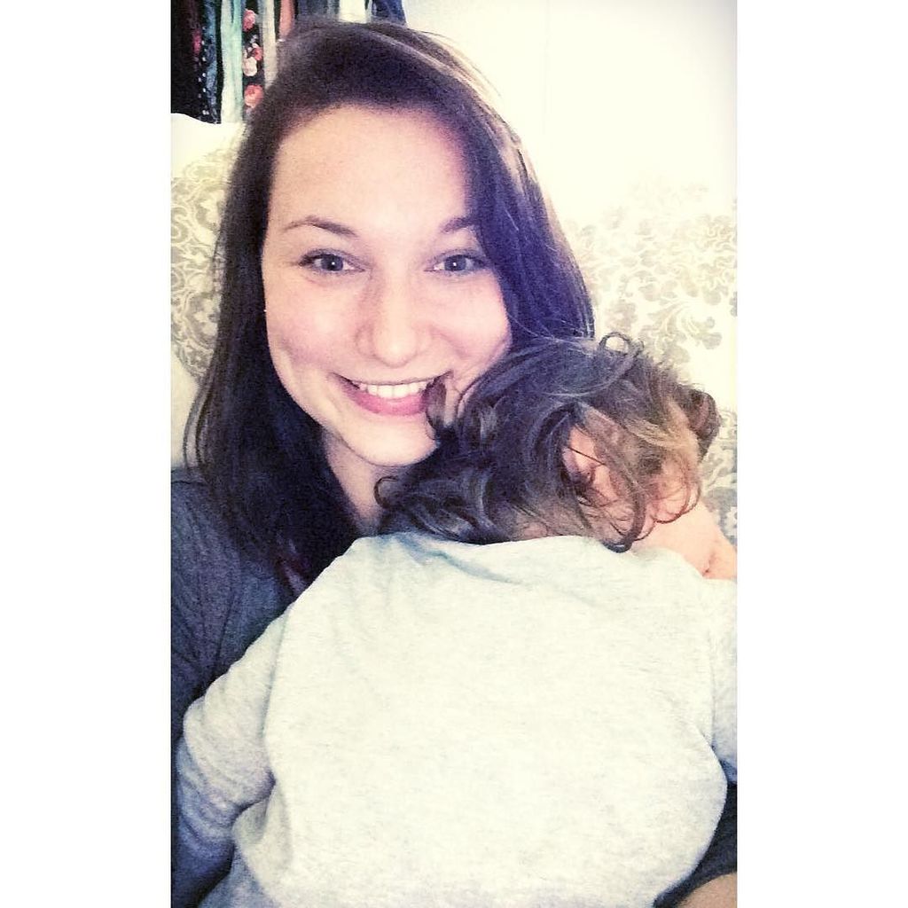scarsdaleselfi's tweet photo. Snuggle time with this cutie 💕 #baby #girl #aupair #hostkid #loveher #cuddle #snuggle #love #curlyhair #thecutest #… https://t.co/F6mKCxQbMt