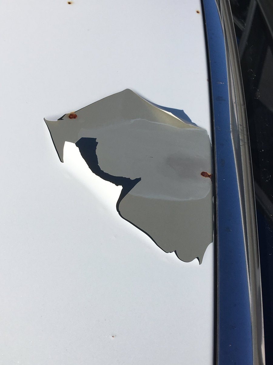 J1Corbin's tweet photo. @InfinitiUSA  BEWARE when purchasing an Infiniti!! 2011, only 4 mths after purchasing! NO ONE will do anything! SMH https://t.co/d0uaeDQcni