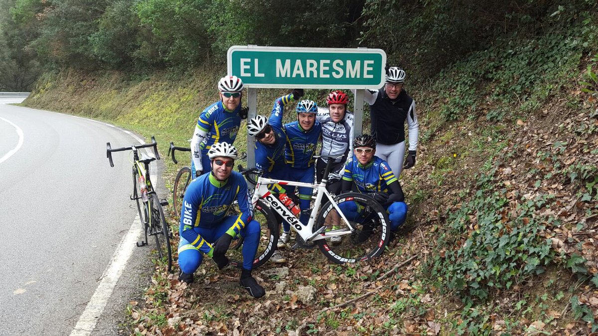 mtctriatlo's tweet photo. Pocs dies i gaudirem de #stageMTC on bike i run ens sortiran per les orelles!com ens agrada!! De 8 a 10 abril 🔝💪🏼 https://t.co/WKlKAxhGc7