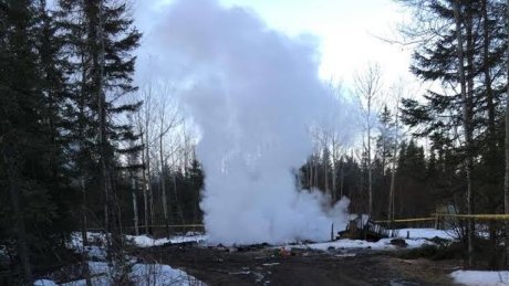 CBCIndigenous's tweet photo. Deadly Pikangikum fire prompts call for inquiry from Ontario First Nations firefighters  https://t.co/9dE9k4rjd7 https://t.co/6qBQRG26sE