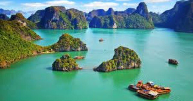 ele_robertson's tweet photo. Get me on holiday ASAP. Tenerife in May and Vietnam in July. Can I go now 🙋🏼 https://t.co/du21deS3fK