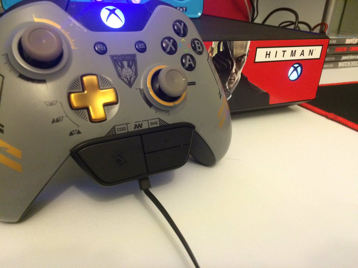 4thomasrules's tweet image. My new call of duty advanced warfare controller bargain only spent 25£ on it